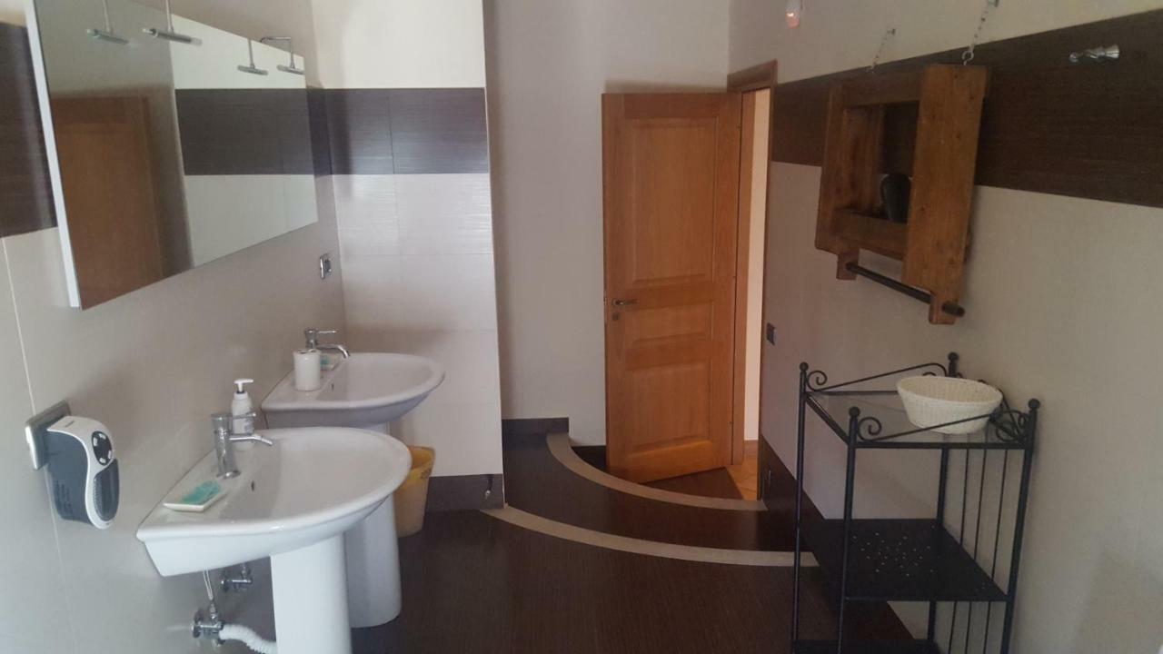 Vulcamare Bed and Breakfast Piedimonte Etneo Exteriör bild